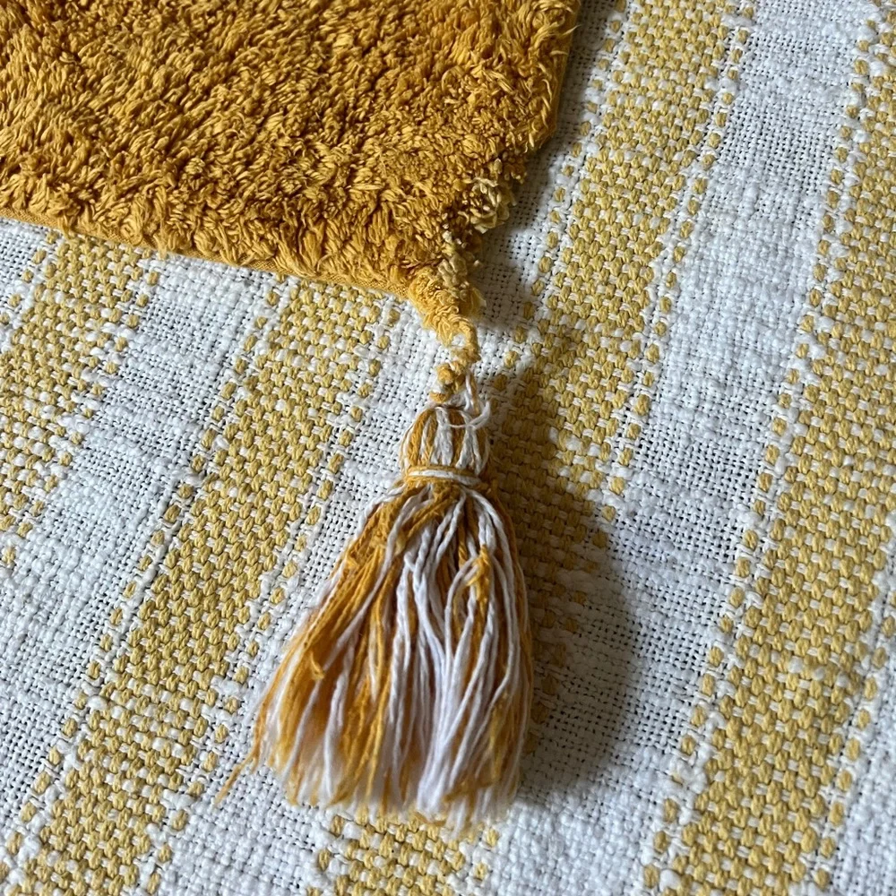 Boho Shaggy Bathroom Mat with Tassels